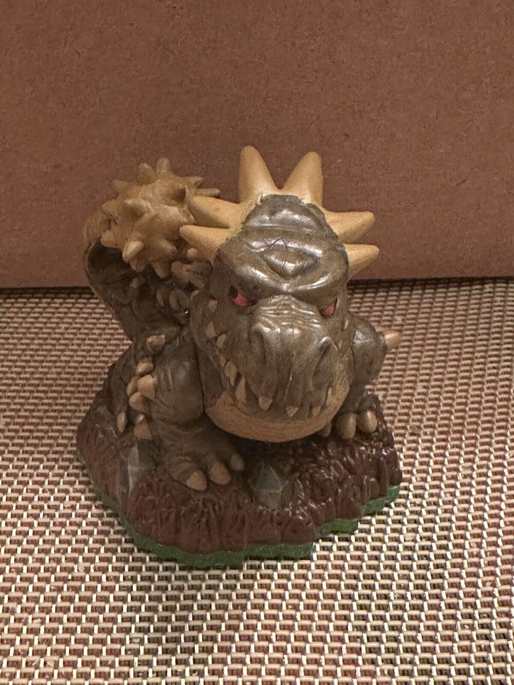 Skylanders Spyro's Bash Figure 2011 Activision Model No 83982888